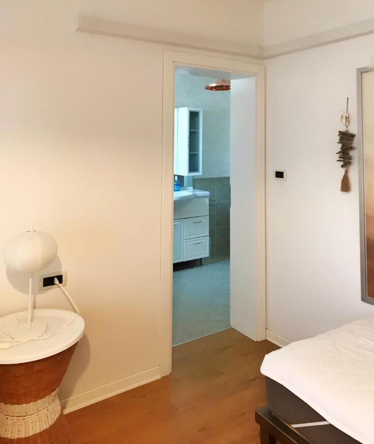 Villa Parenzo 150Mt Dal Mare 8Min Piedi Dal Centro Πόρετς Εξωτερικό φωτογραφία